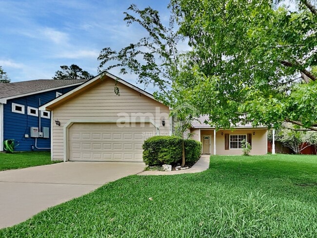 Building Photo - 906 Crystal River