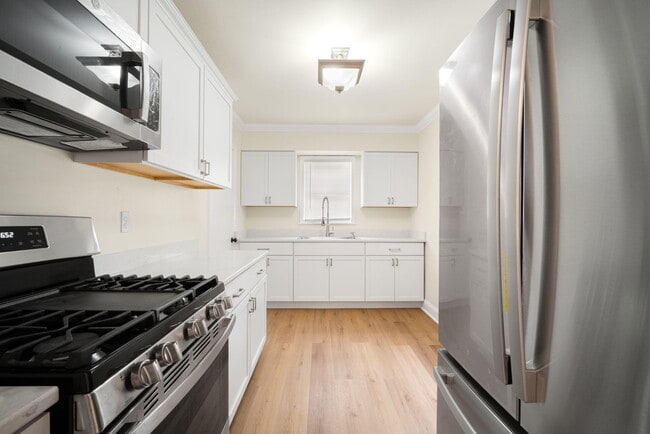 Photo - 3350 S 26th St