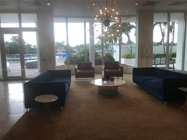 Photo - 5750 Collins Ave Unit 5C