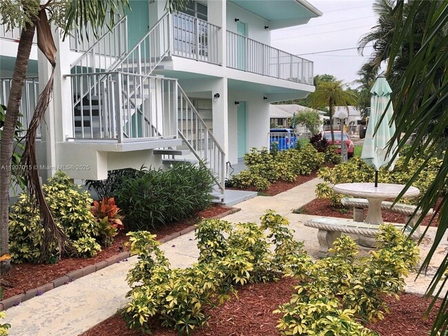 Building Photo - 710 N K St Unit 104