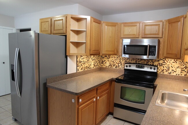 Photo - 4259 Packard St