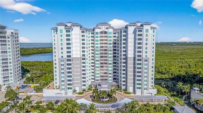 Building Photo - 285 Grande Way Unit 705