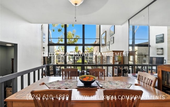 Photo - 7322 Marina Pacifica Dr N