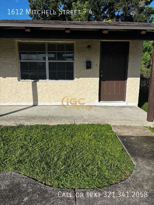 Building Photo - 1612 Mitchell St Unit 4