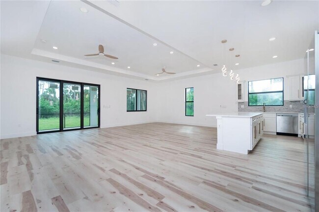 Photo - 289 Albatross Rd
