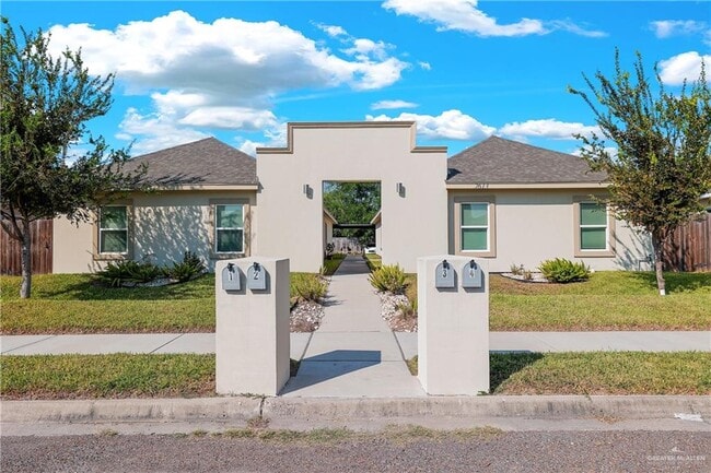 Photo - 2613 Larkspur Ave Apartment Unit 2