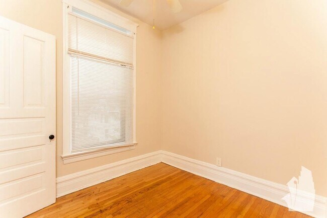 Photo - 3525 N Wilton Ave Unit 1F