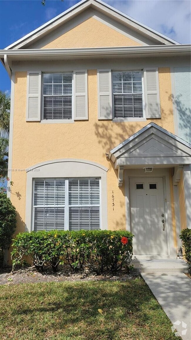 Building Photo - 16731 Hemingway Dr Rental