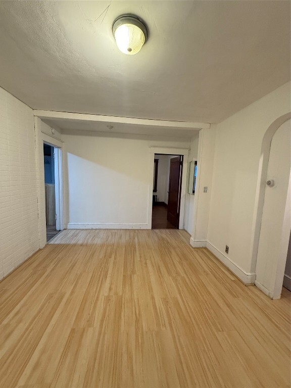 Photo - 198 Chapin St