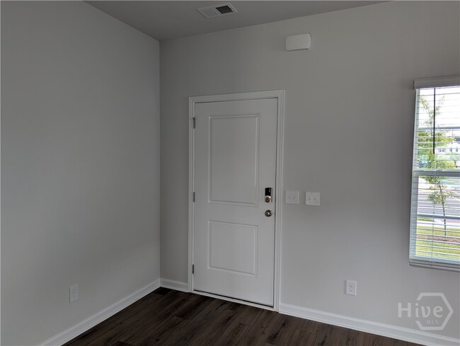 Photo - 115 Stillhouse Dr