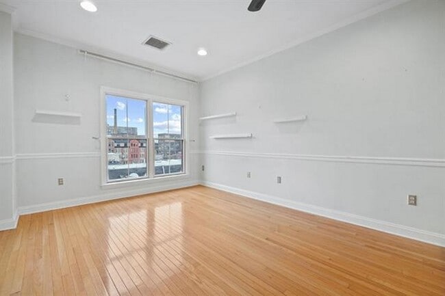 Photo - 84 Adams St