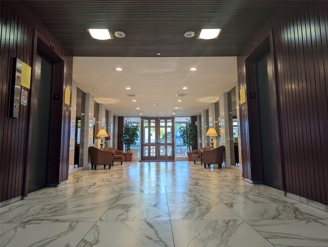 Photo - 7520 Hornwood Dr Unit 402