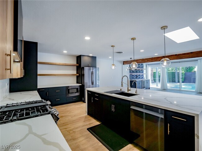 Photo - 3012 Bryant Ave