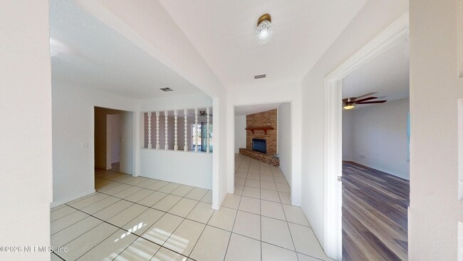 Photo - 2658 Shannon St