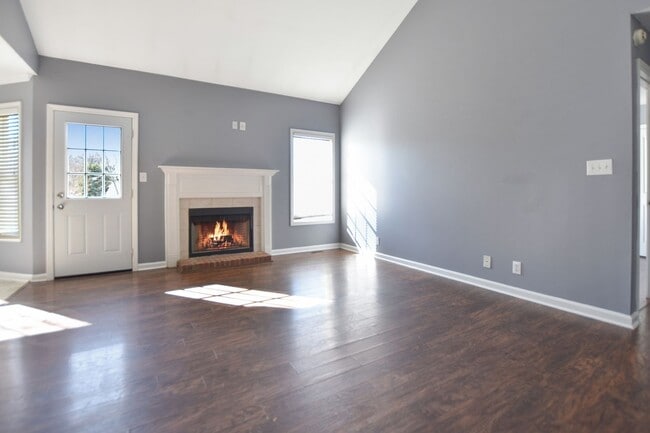 Photo - Pet Friendly Three Bedroom!