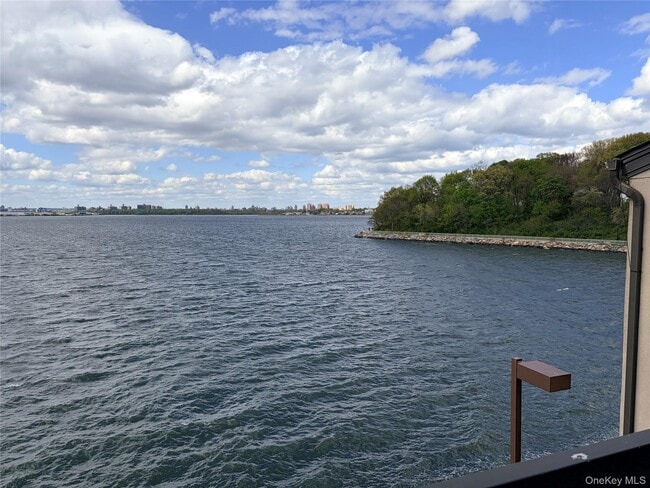 Photo - 5-20 115th St Unit 520E