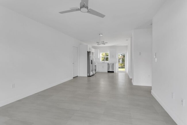 Building Photo - 5224 29th St SW