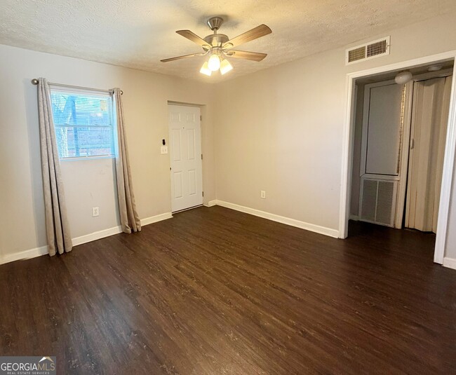 420 Rawson St SW Unit 3