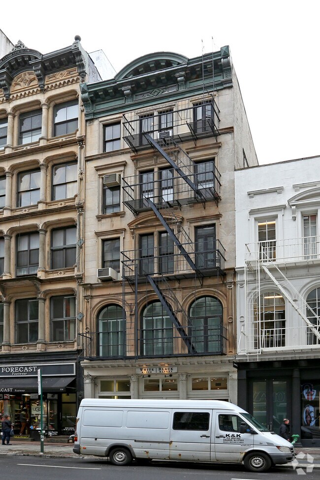 Photo - 508 Broadway