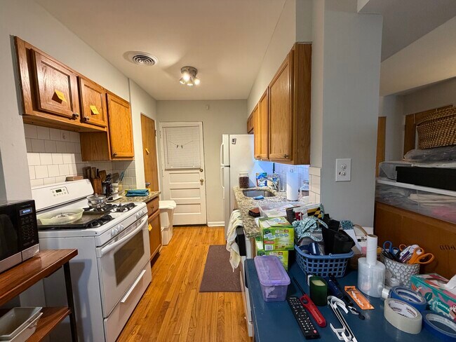 Photo - 6535 N Mozart St Unidad 1F