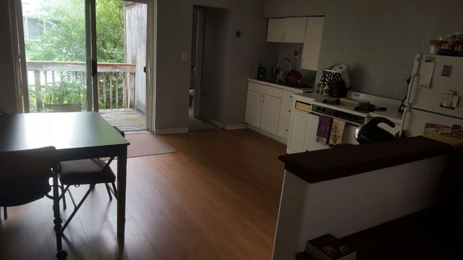 Photo - 320 W Sycamore St Unit 2