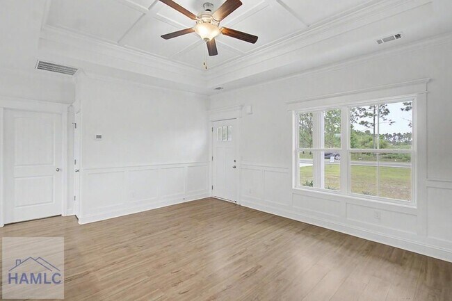 Photo - 431 Long Leaf Ln