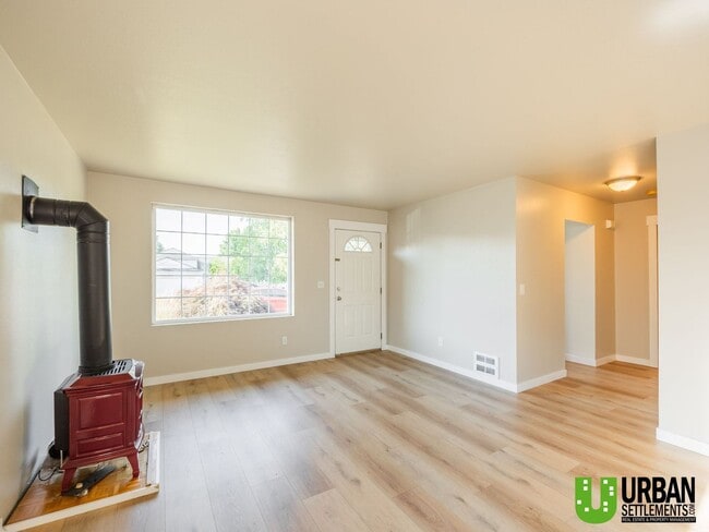 Photo - 4112 E 23rd Ave