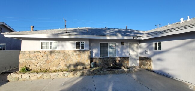 Building Photo - 45515 3rd St E Rental