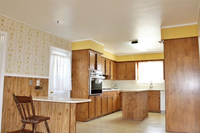 Photo - 218 Smith St