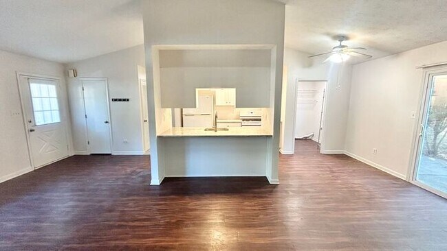 Photo - Alpharetta 3 Bedroom-2 Bathroom, Minutes F...