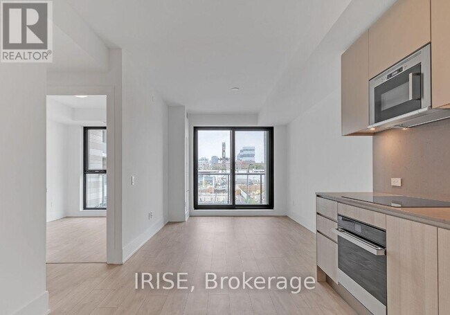 Photo - 118 Merchants' Wharf Unité 215