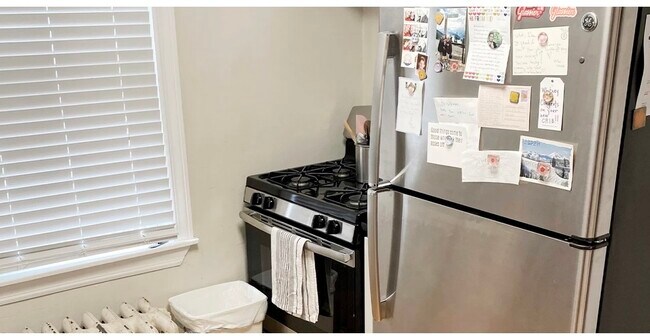 Photo - 733 Elm St Unidad 302