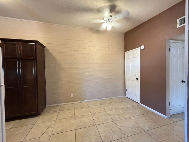 Photo - Well located 2 bedroom 1 bath