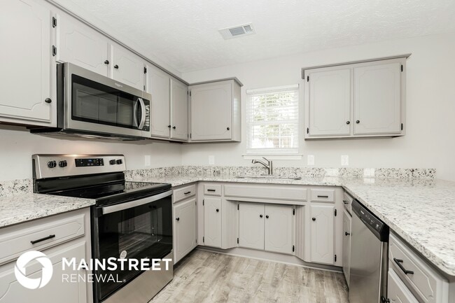 Photo - 801 Clouddale Ct