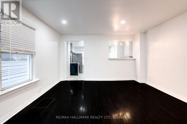 Photo - 106 Willow Ave