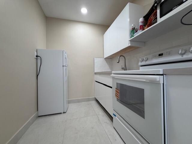 Photo - 53 NE 16th Pl