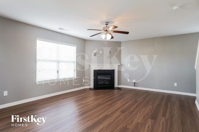 Photo - 1400 Glenwater Dr