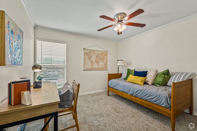 2BR, 1BA - 870SF B1