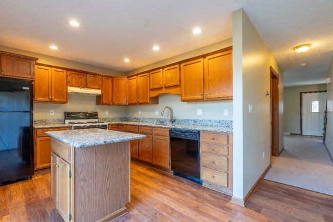 Photo - 3002 5th Ave