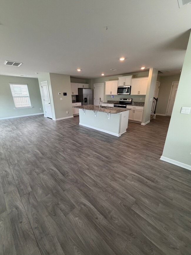 Photo - 5033 Pratt Dr