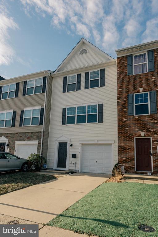 Photo - 2318 Drake Ln