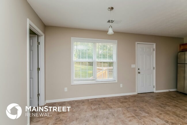 Photo - 145 Mountain Way