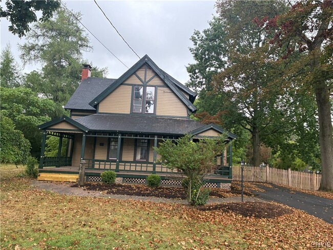 Building Photo - 960 Salt Springs Rd
