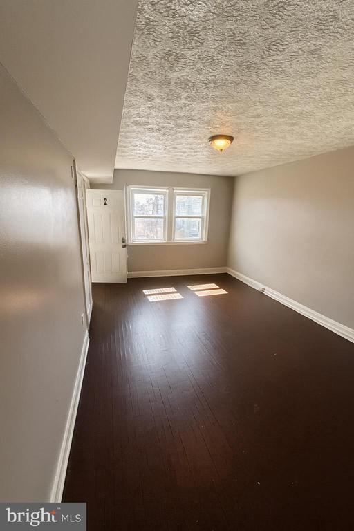 Photo - 1616 Plum St