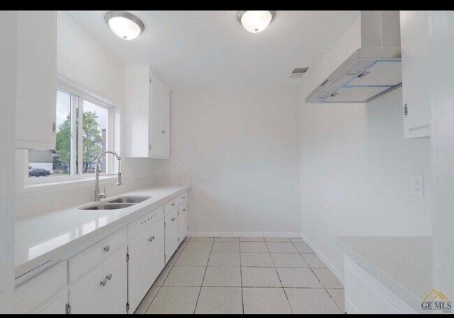 Photo - 2321 B St Unidad 1