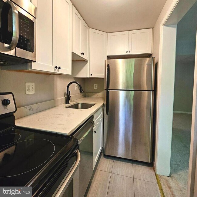 Photo - 1806 Key Blvd Unidad 9476