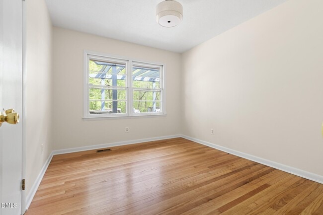Photo - 4511 Farrington Rd