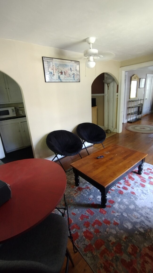 Photo - 718 NW 32nd St Unidad 718