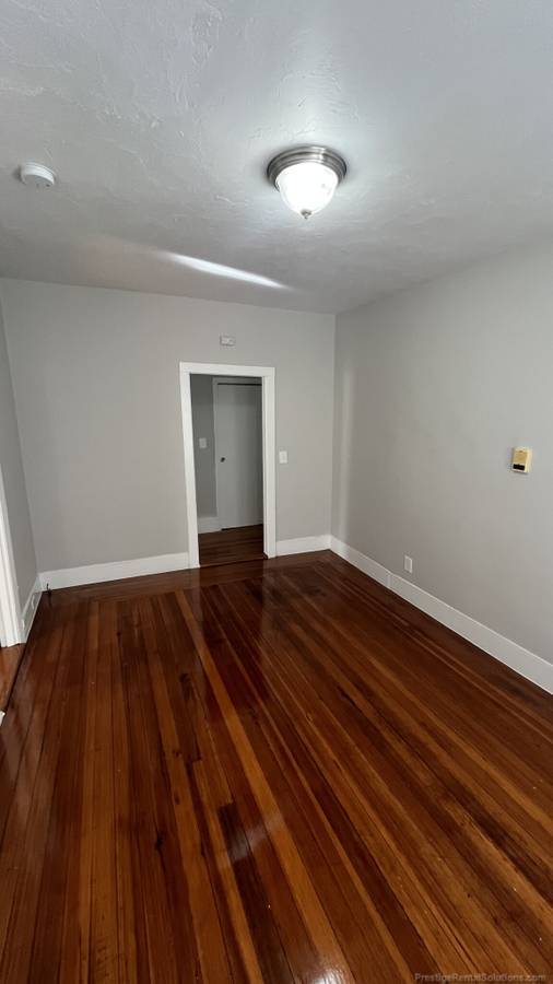 Photo - 81 S Huntington Ave Unidad 2