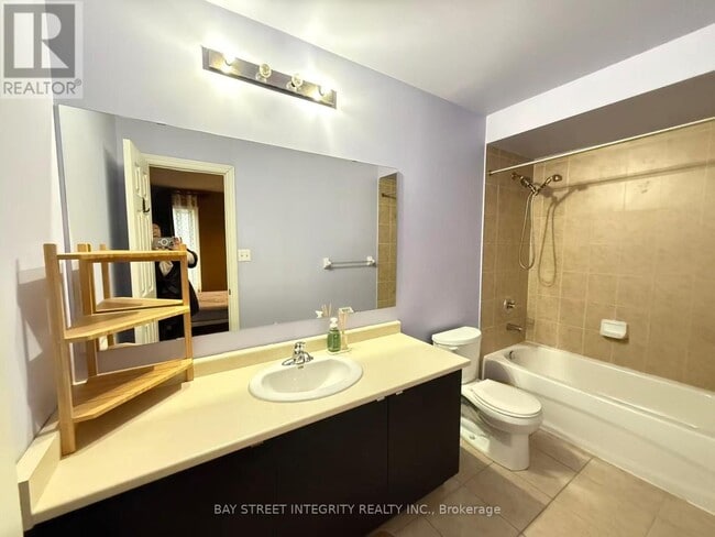 Photo - 26 Carolina Rose Cres